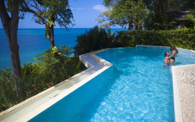 Bluefields Bay Villas