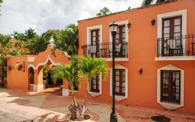Hacienda San Miguel Hotel & Suites