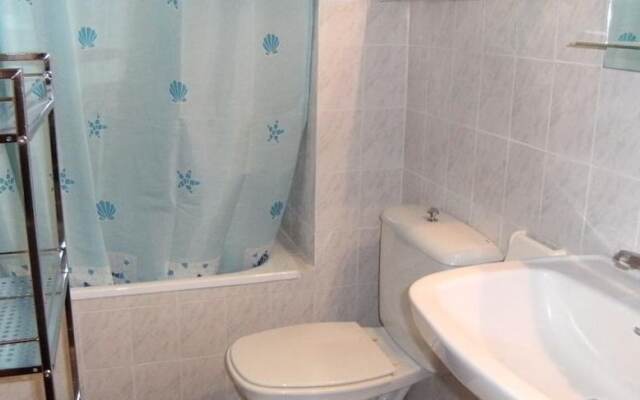 Apartamento familiar con piscina comunitaria