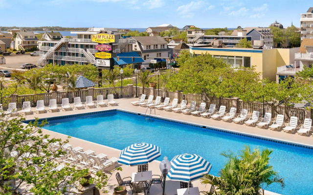 Plim Plaza Hotel
