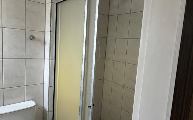 Apto com piscina no centro de Floripa PCE0406