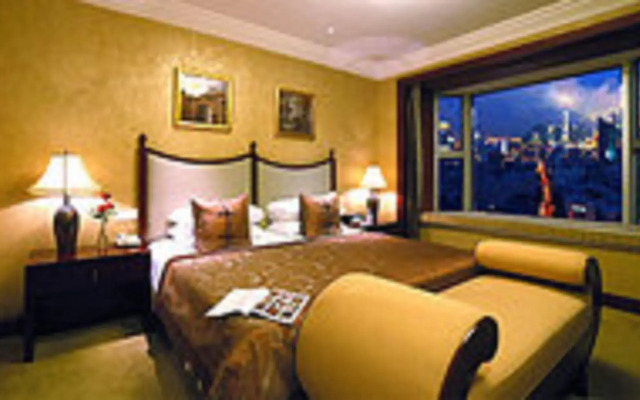 The Bund Riverside Hotel