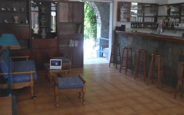 Hotel Grivas