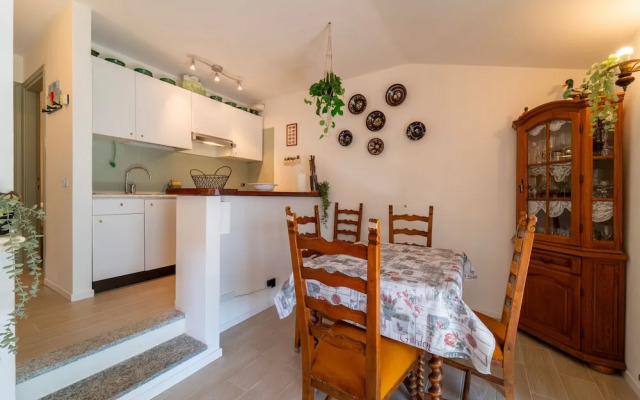 Panorama Lake and Garden