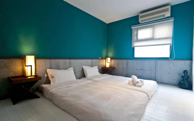 Apple Room Hostel