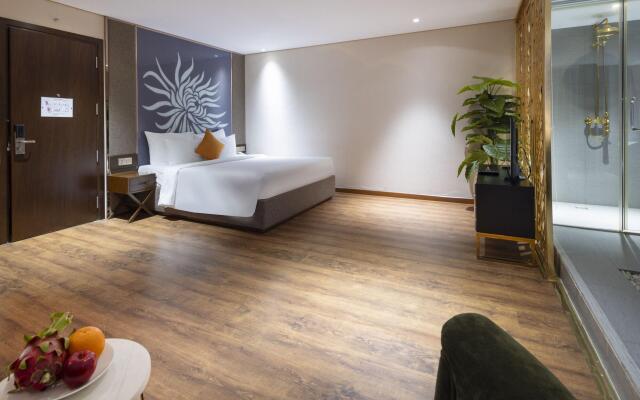 Winsuites Sai Gon Hotel
