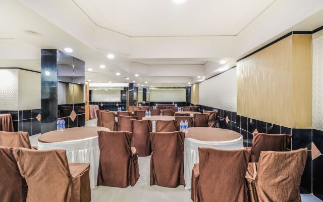 Fabhotel Summit