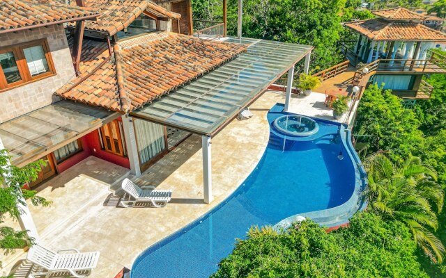 Cliffside Boutique Hotel