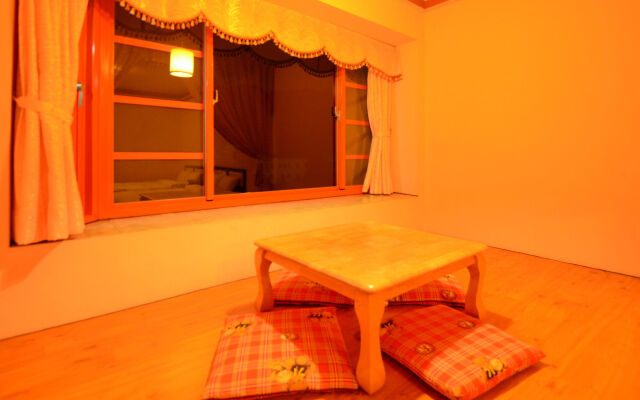 Orange Kingdom Love-Valley Homestay B&B