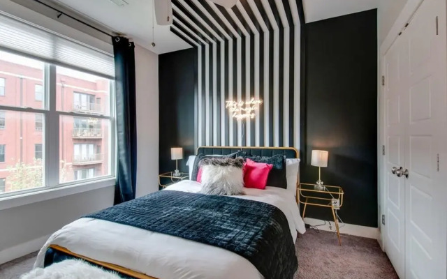 Close to the Gulch - Book Today