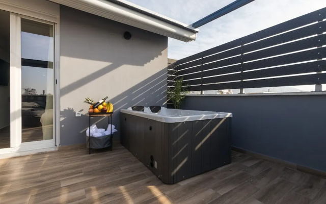 Raise Athens Metro Apartments