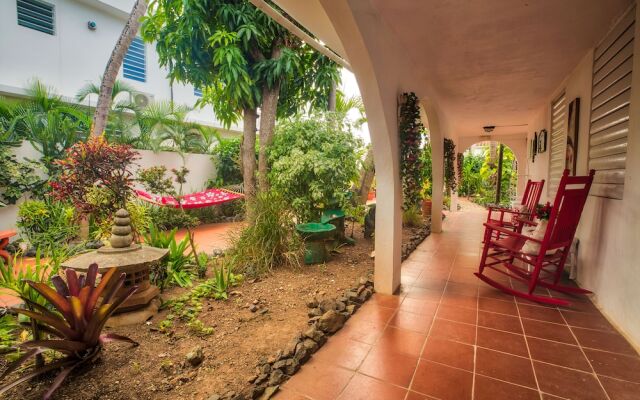 Coconut Palms Inn On The Beach