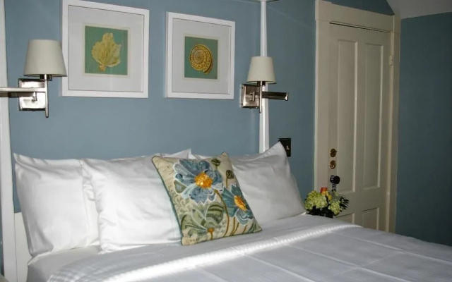 Carriage House Inn - фото 5