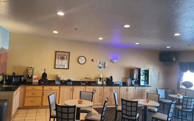Super 8 by Wyndham Vernal UT