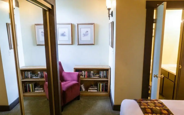 Timber Creek Lodge 317