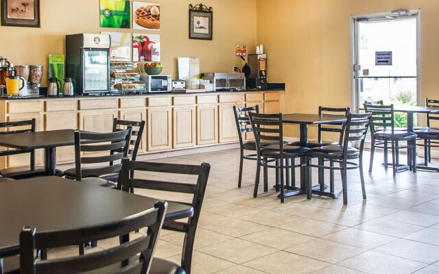 Quality Inn & Suites