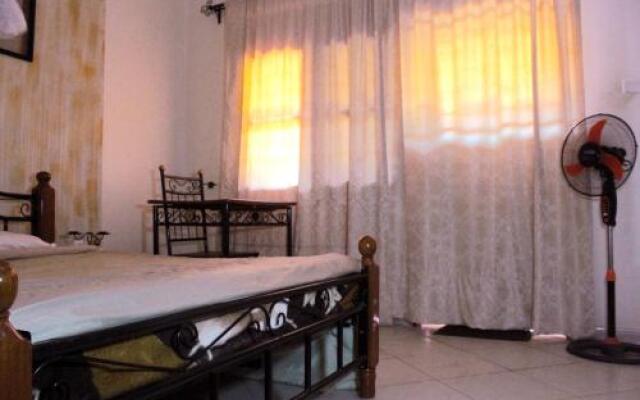 Jinja Cal Suites