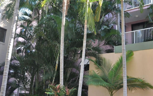 Spring Hill Gardens Apartments