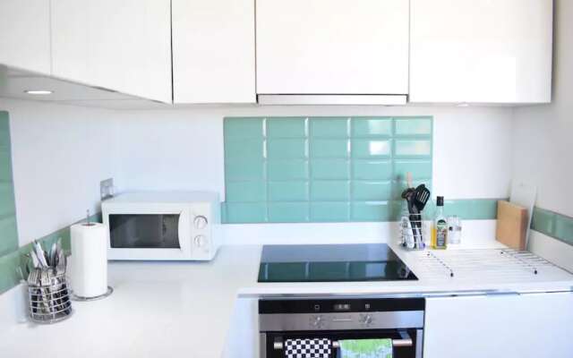 Modern 1 Bedroom With Balcony in Wandsworth