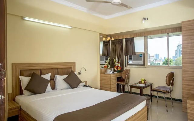 Hotel Yogi Broadway, Chembur