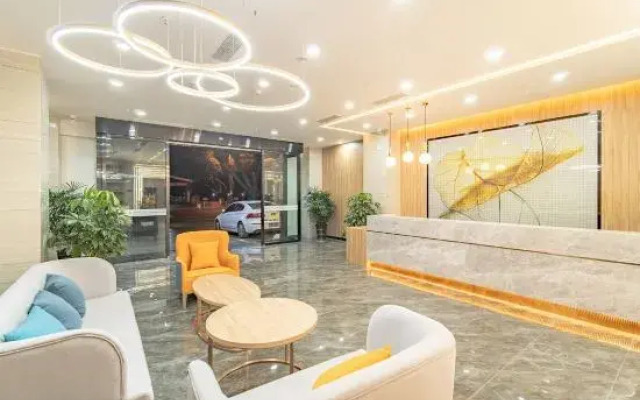 GreenTree Inn Express Hotel (Deyang Wenmiao Square )