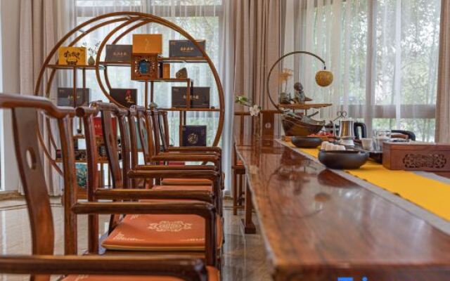 Wuyishan Shangxige B & B