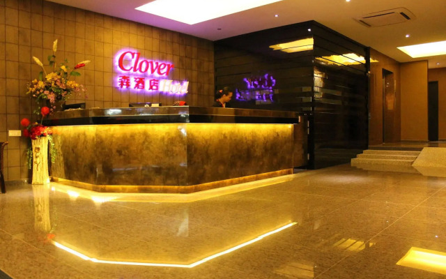 Clover Hotel