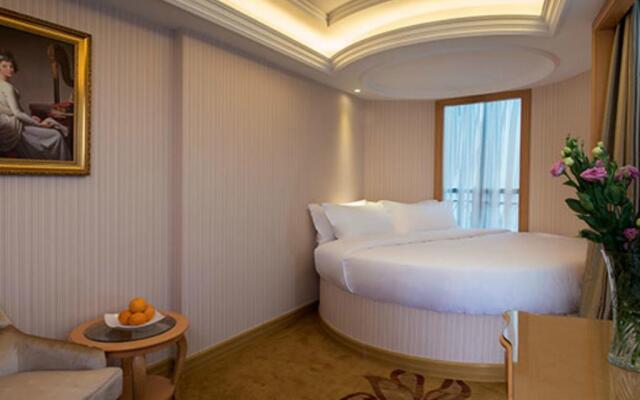 Vienna Hotel Shenzhen Longgang Xiashuijing Subway Station Branch