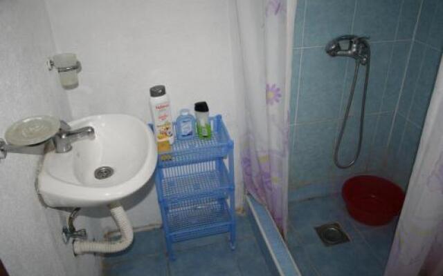 Accommodation Sutomore