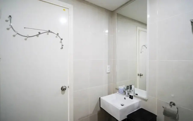 Best Location And Homey 3Br Apartment At Trillium Residence