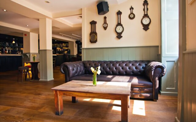 The Queens Hotel