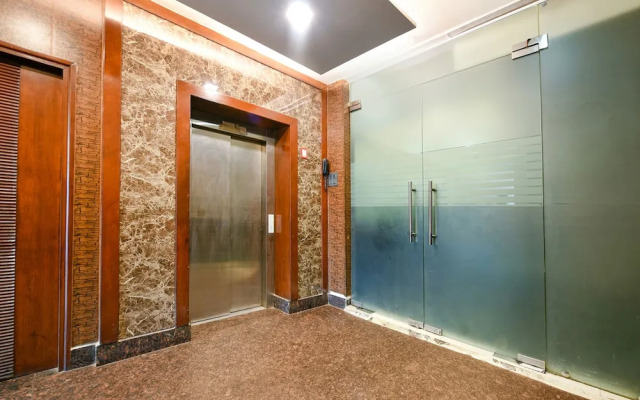 Fabhotel Billionaire Inn