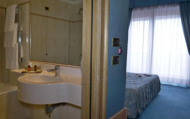 501 Hotel