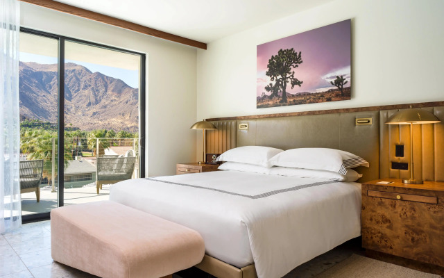 Thompson Palm Springs, by Hyatt