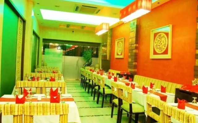 OYO Rooms Marine Lines