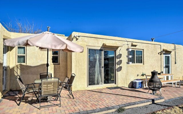 Vibrant ABQ Adobe Den: Mtn Views, Walk to Park!