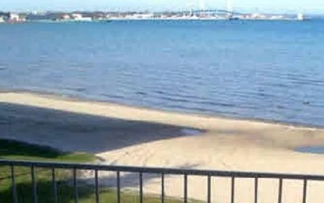 Bridge View Motel & Condo's