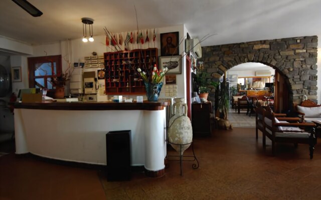 Argo Hotel Paros