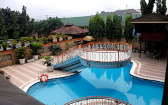 Landmark Hotel