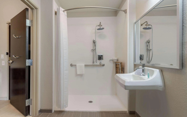 MainStay Suites Bricktown - near Medical Center