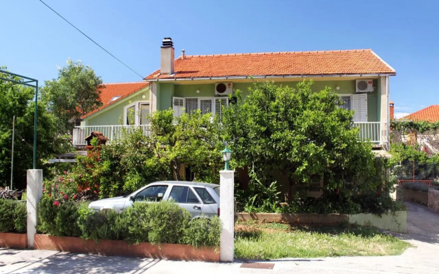 Apartments and rooms by the sea Jelsa, Hvar - 4602