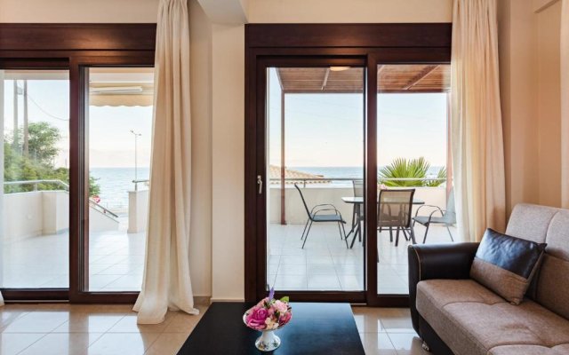 Villa Armonia - Beachfront Majestic Retreat