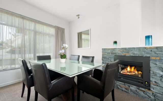 89/5a Tui Heights