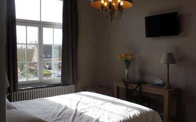 Hotel Lodewijk Van Male