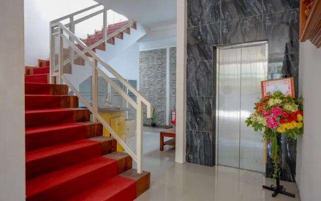 RedDoorz @ Jalan Majapahit Semarang