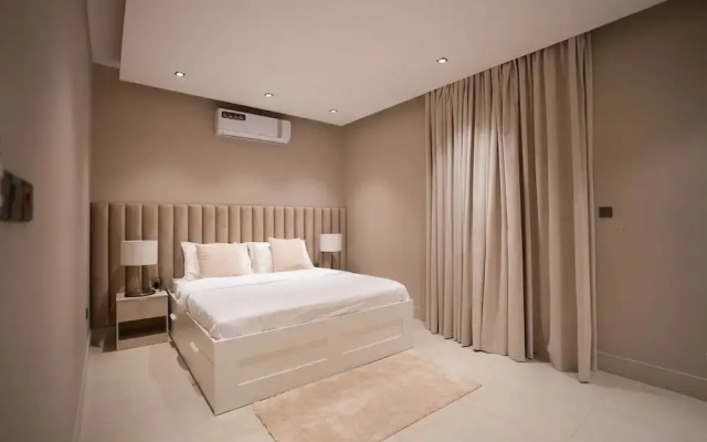 Trendy Apartment in Almalqa