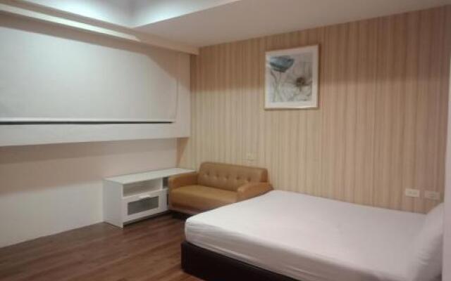 Easy Stay Ximen Hostel