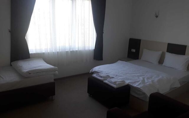 Legend Hotel Tem