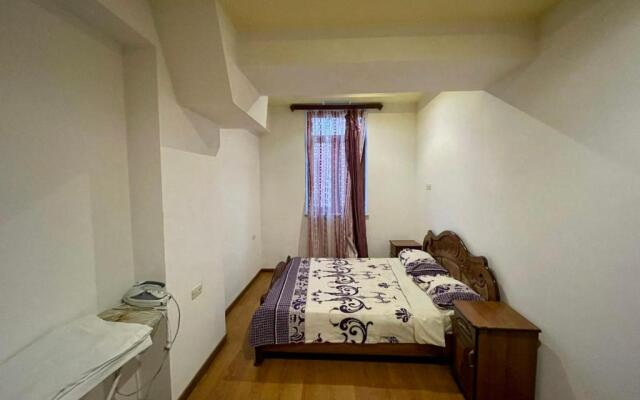 Apartment in Abovyan Street, Yerevan