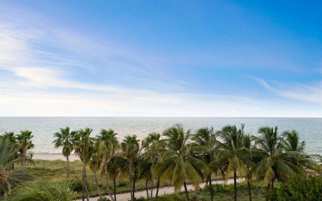 The Broadmoor Miami Beach 